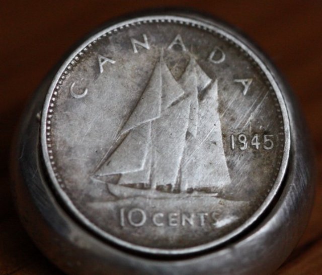 canadasilver10centsfront.jpg
